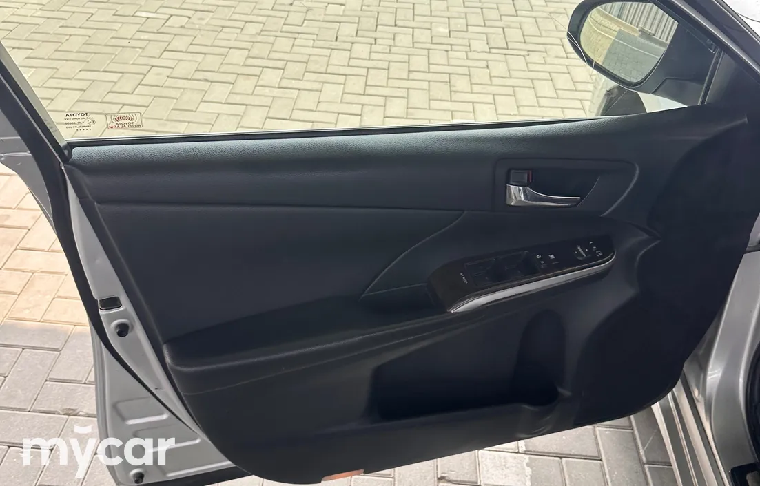 Toyota Camry 2014