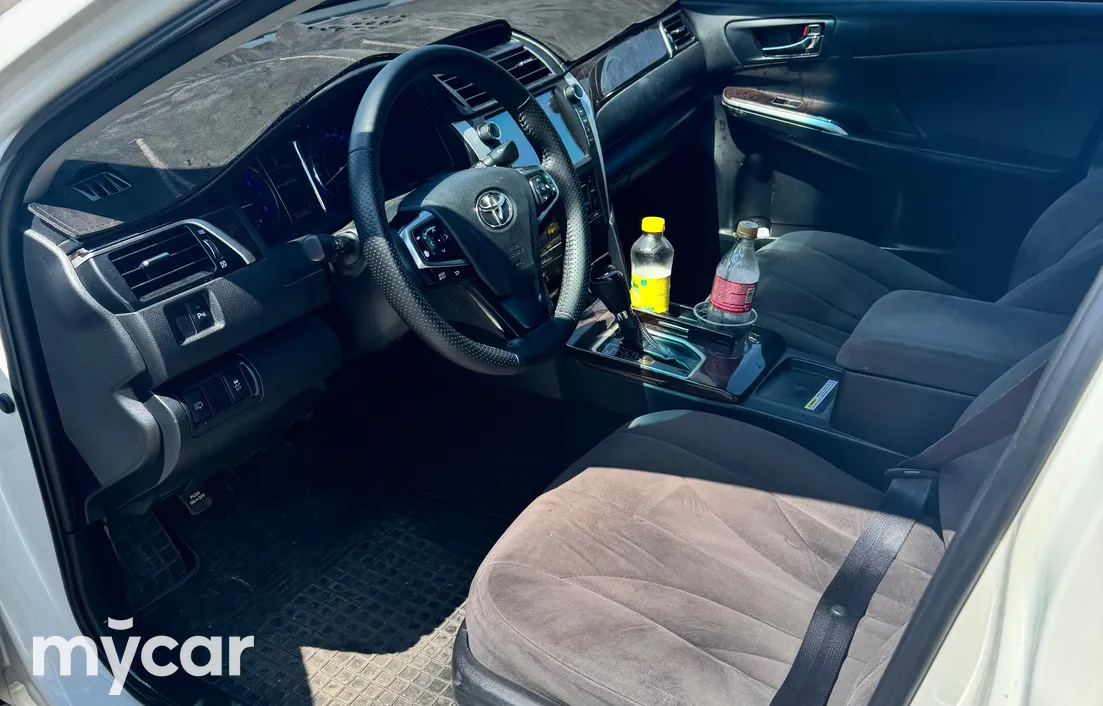 Toyota Camry 2018