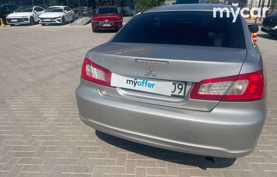 Mitsubishi Galant 2008