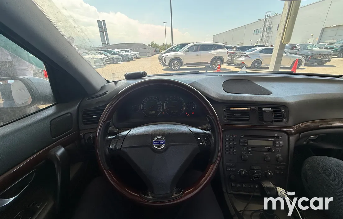 Volvo S80 2005
