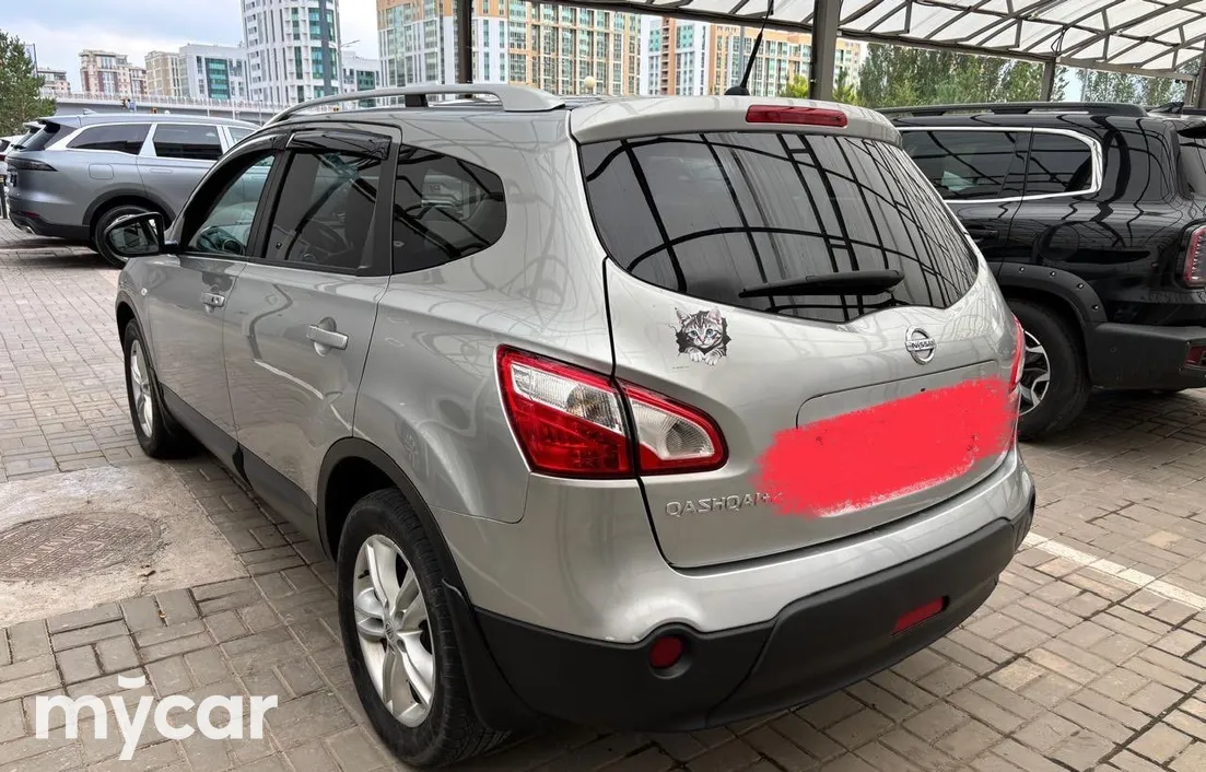 Nissan Qashqai+2 2012