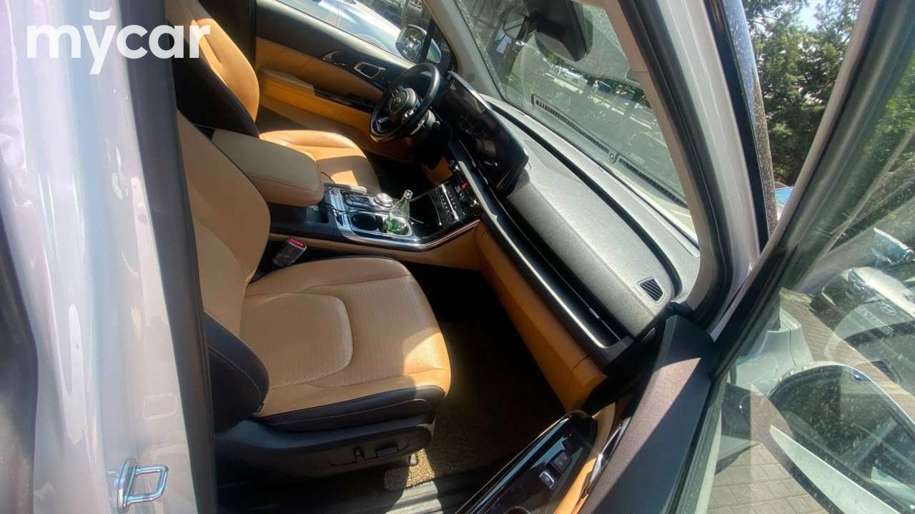 Kia Carnival 2021