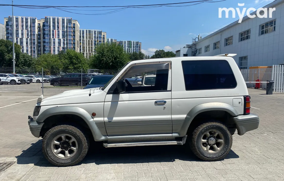 Mitsubishi Pajero 1996