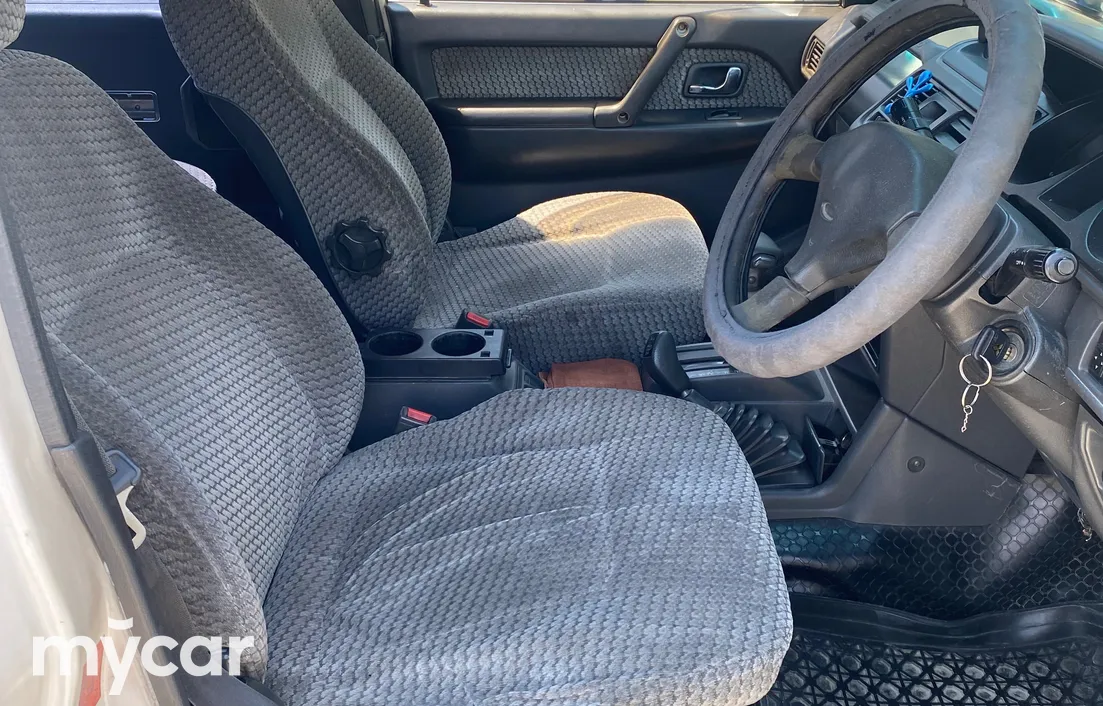 Mitsubishi Pajero 1996