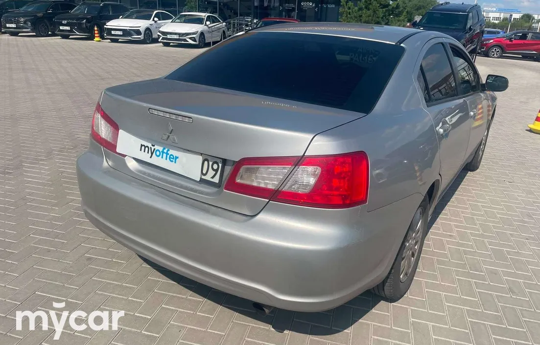Mitsubishi Galant 2008