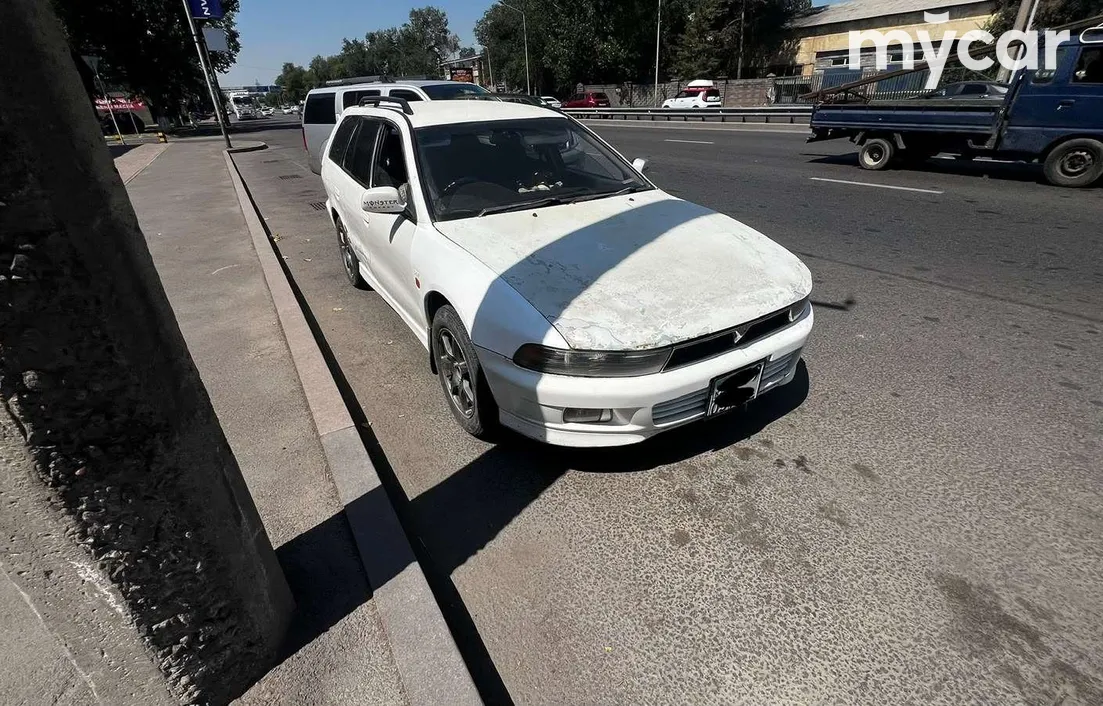 Mitsubishi Legnum 1998