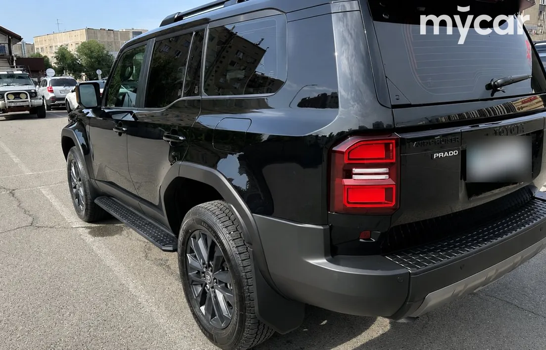 Toyota Land Cruiser Prado 2025