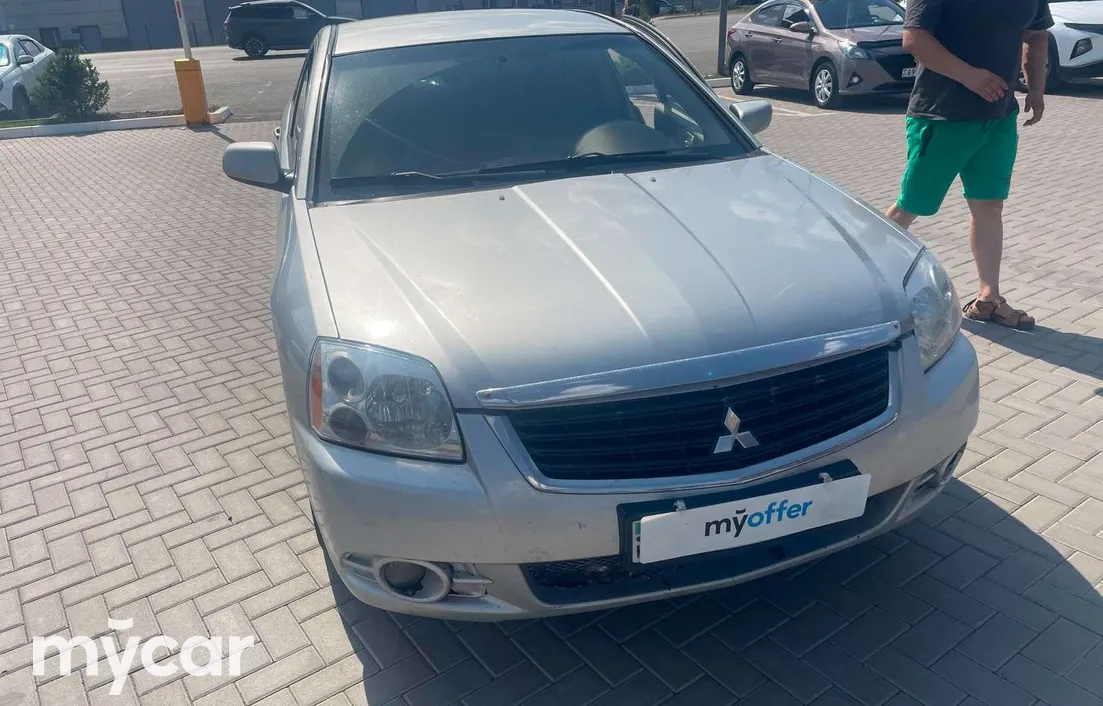 Mitsubishi Galant 2008