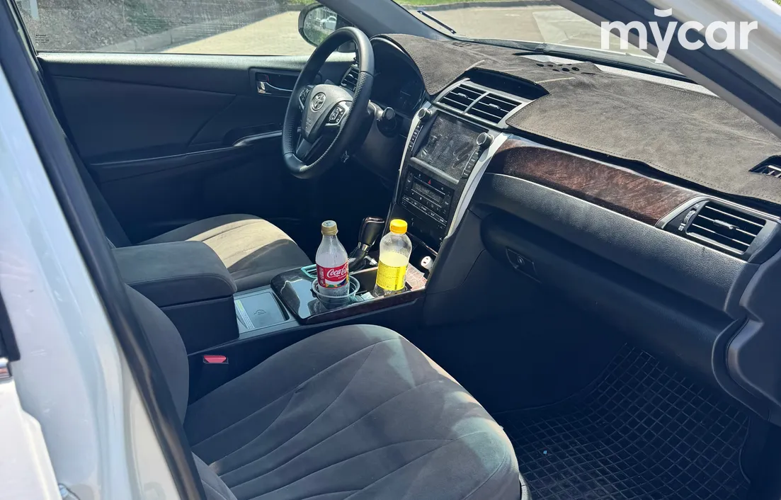 Toyota Camry 2018