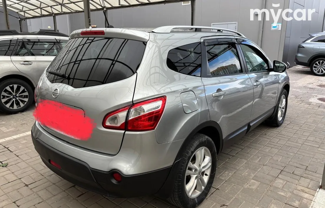 Nissan Qashqai+2 2012