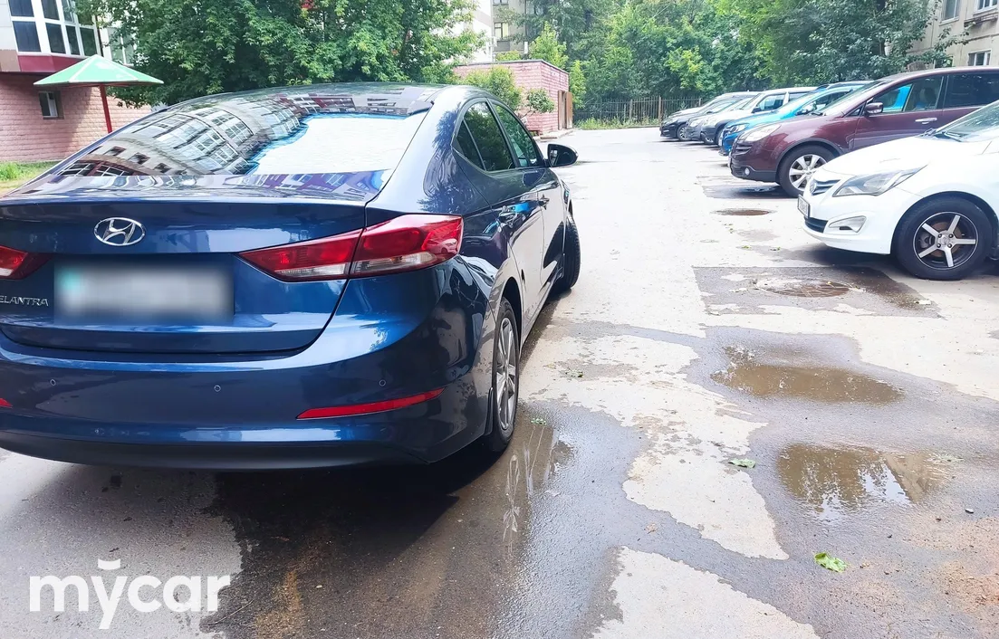 Hyundai Elantra 2018