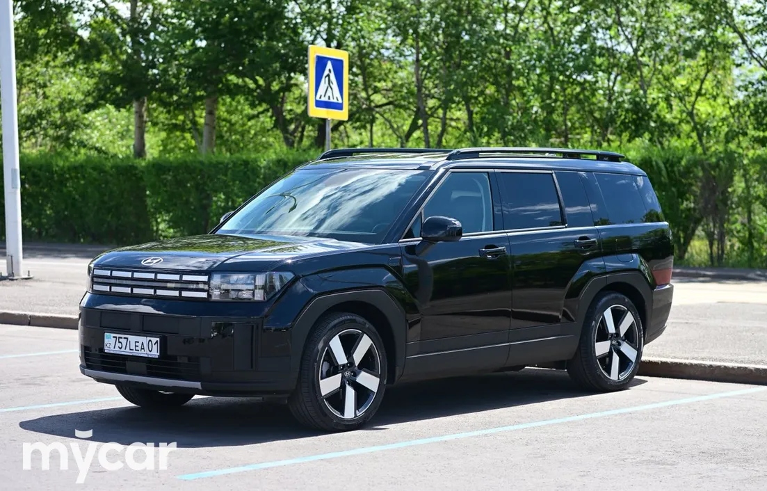 Hyundai Santa Fe 2025