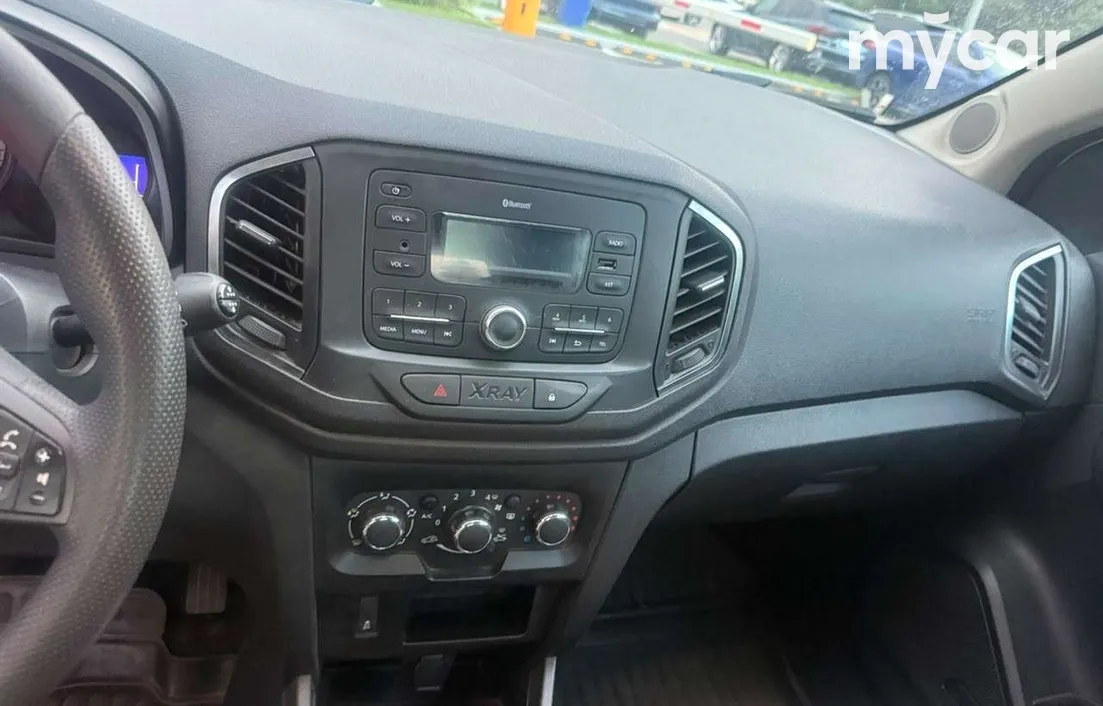 LADA XRAY 2018
