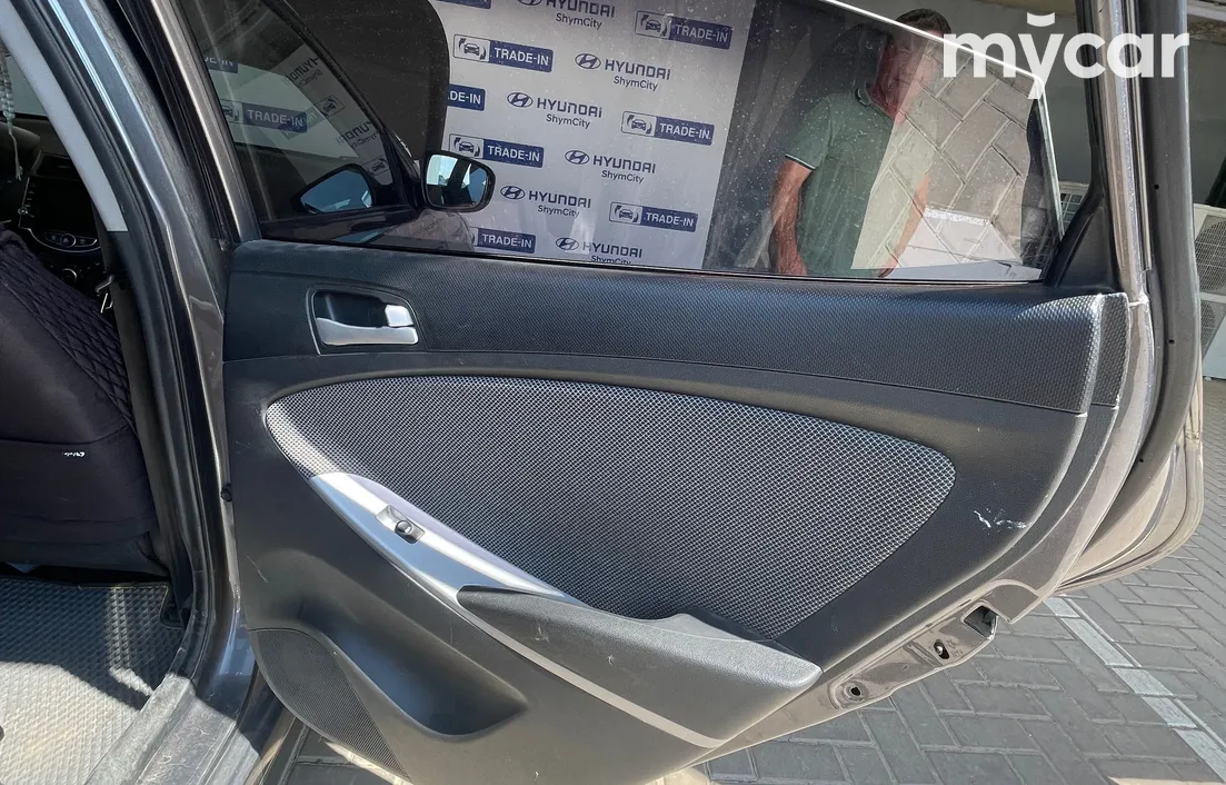 Hyundai Accent 2014
