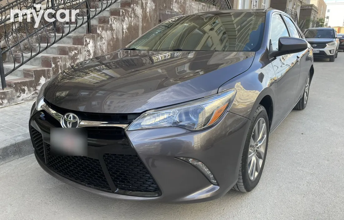 Toyota Camry 2017