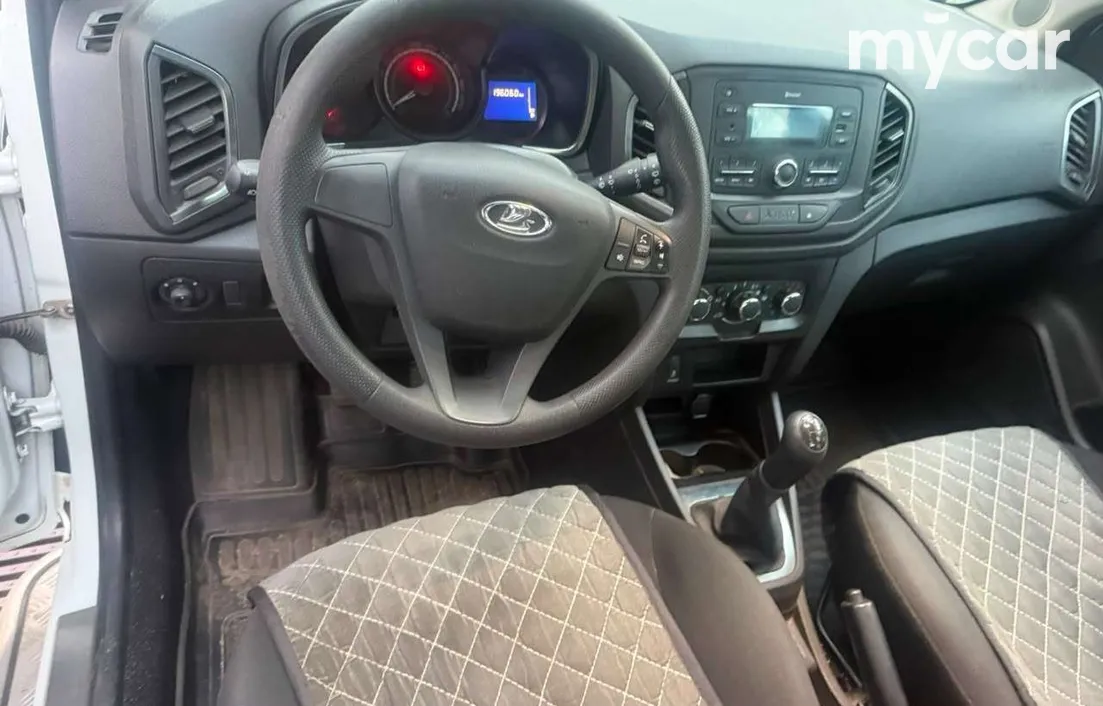 LADA XRAY 2018