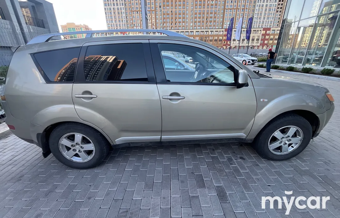 Mitsubishi Outlander 2008