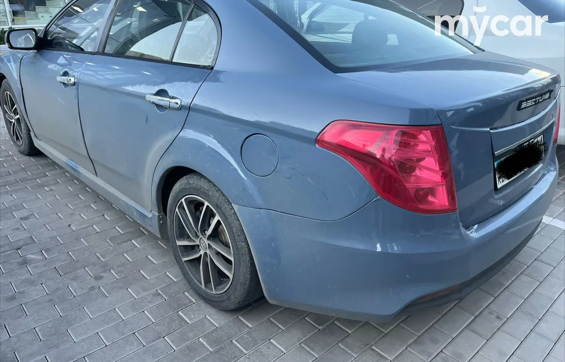 FAW Besturn B50 2014