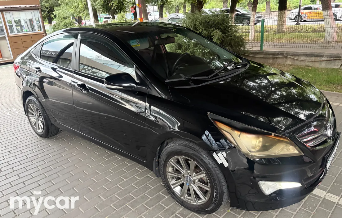 Hyundai Solaris 2015