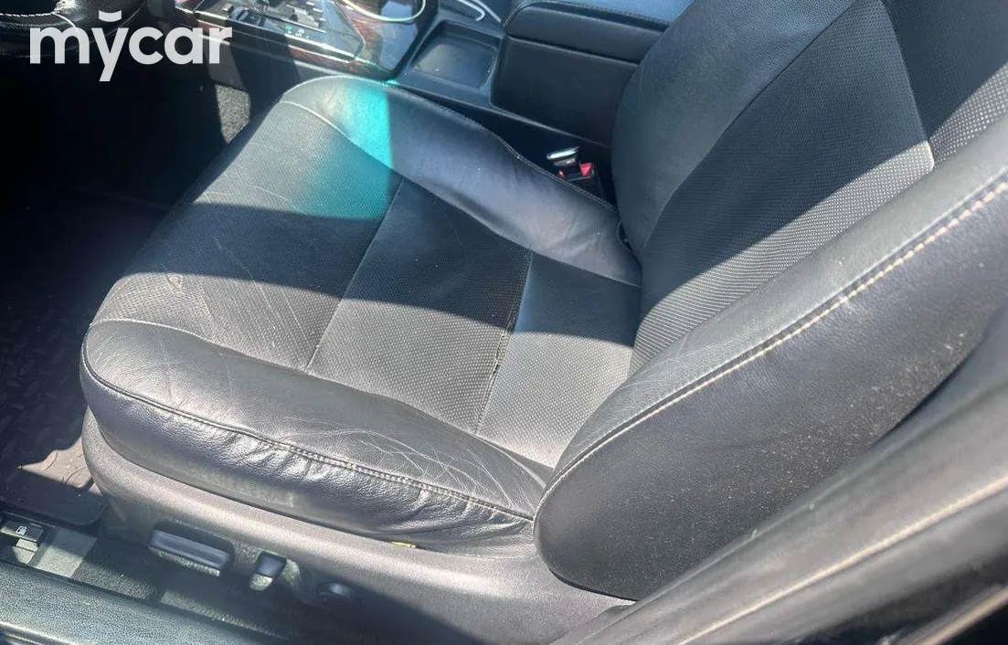 Toyota Camry 2014