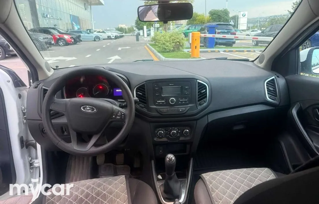 LADA XRAY 2018