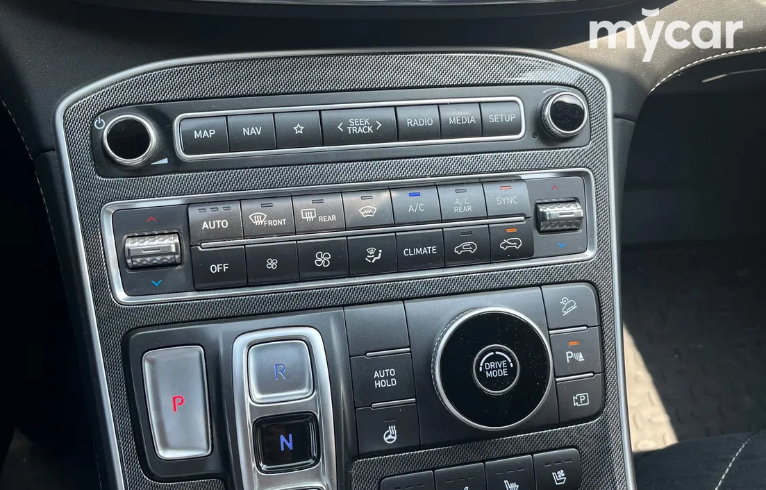 Hyundai Santa Fe 2023