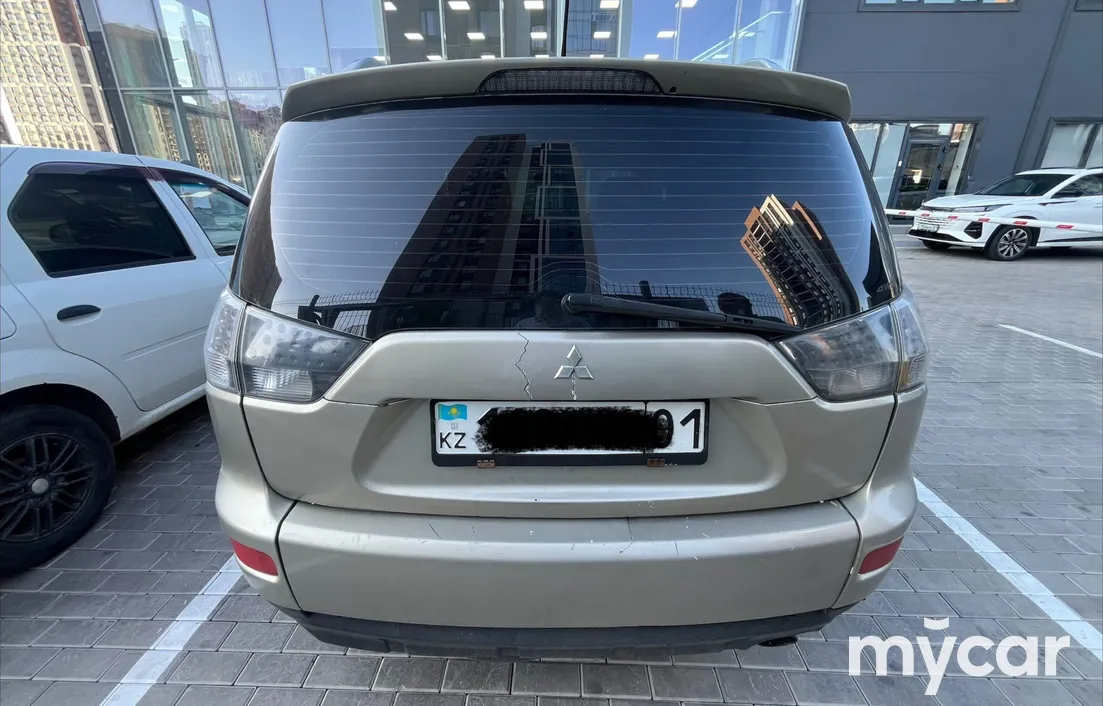 Mitsubishi Outlander 2008
