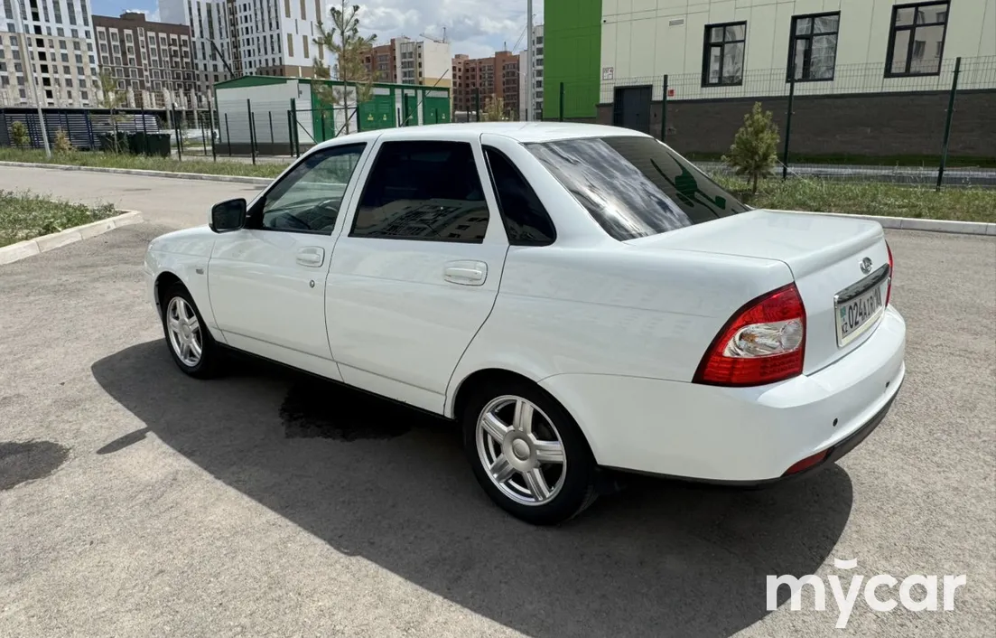 LADA Priora 2014