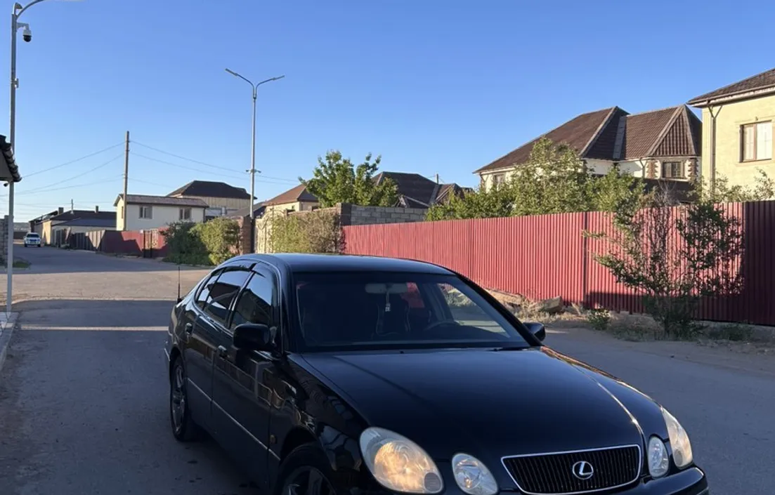 Lexus GS 2001