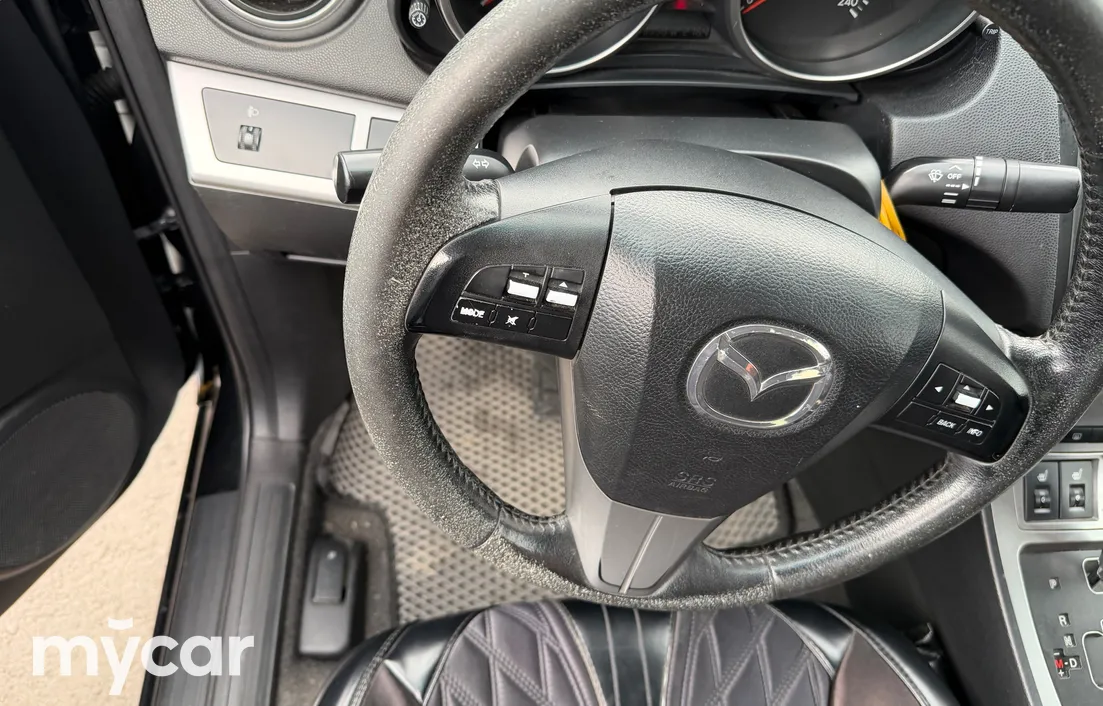 Mazda 3 2011