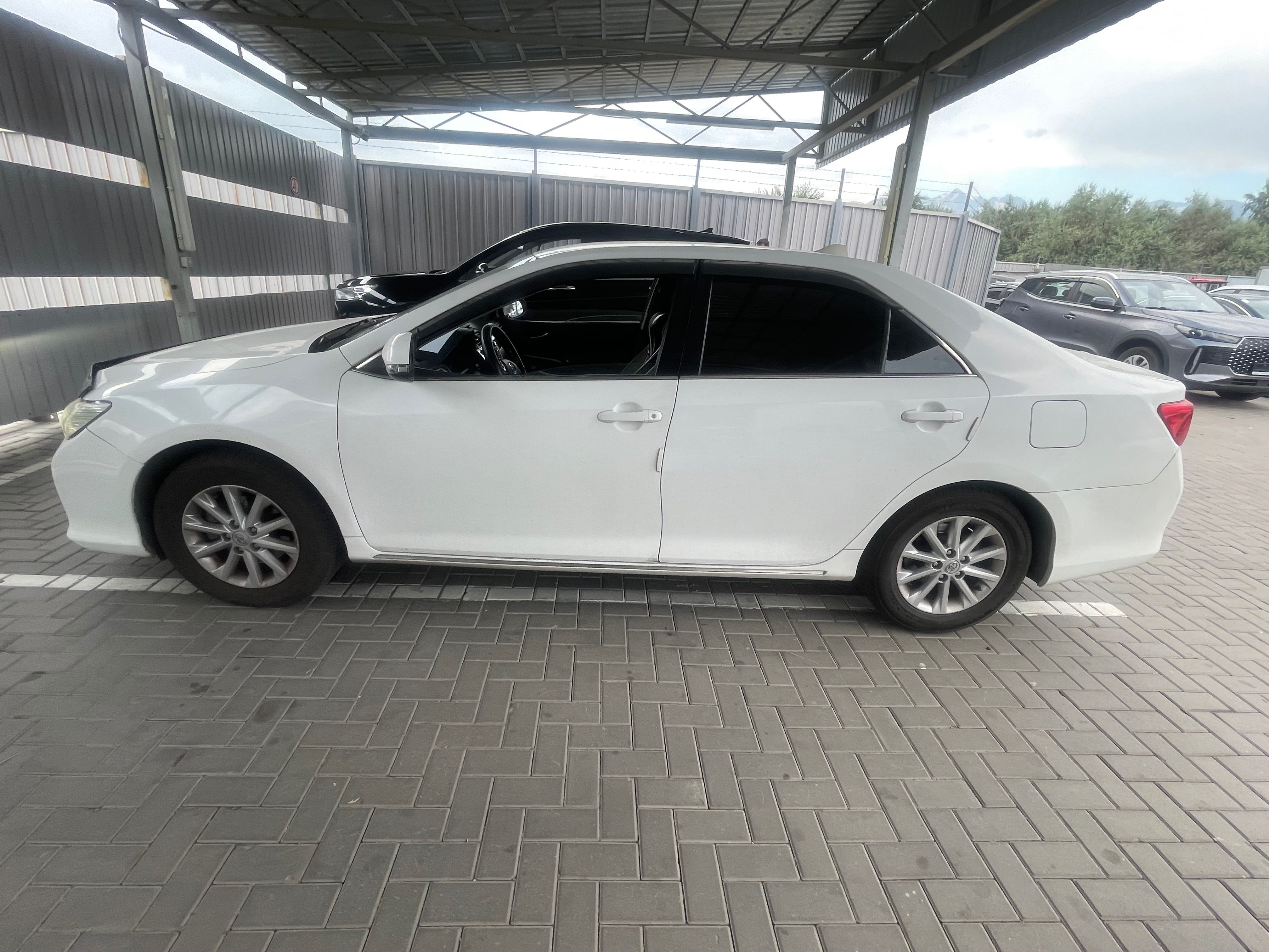 Toyota Camry 2013