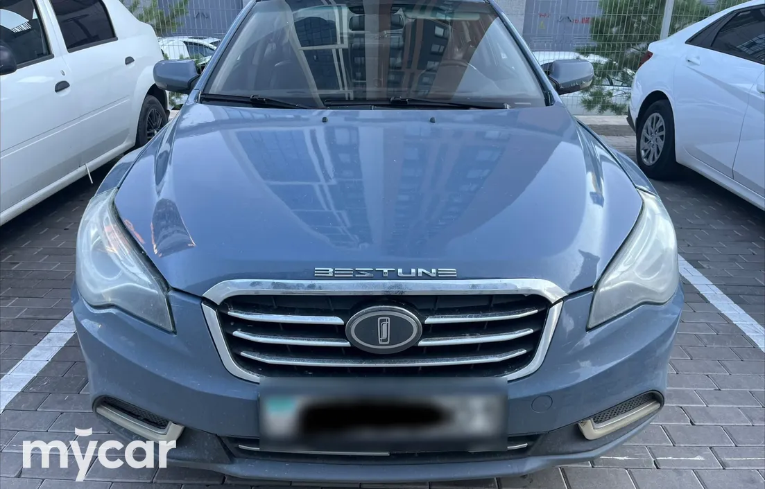 FAW Besturn B50 2014