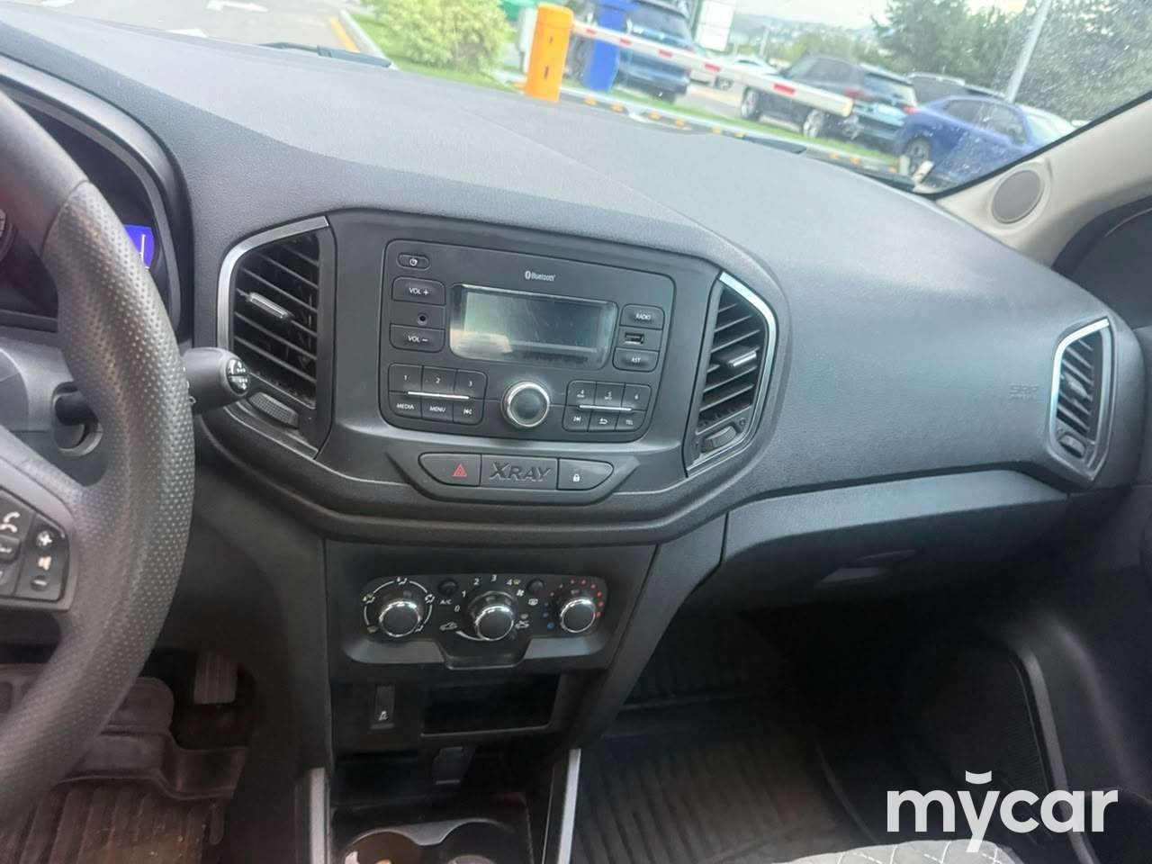 LADA XRAY 2018