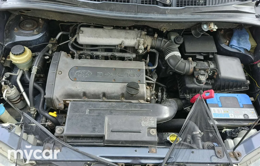 Kia Carens 2002