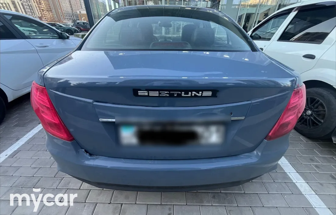 FAW Besturn B50 2014