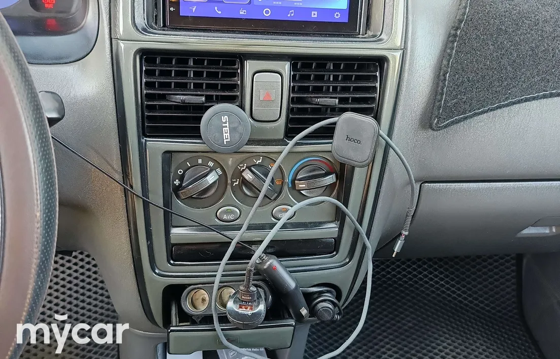 Kia Carens 2002