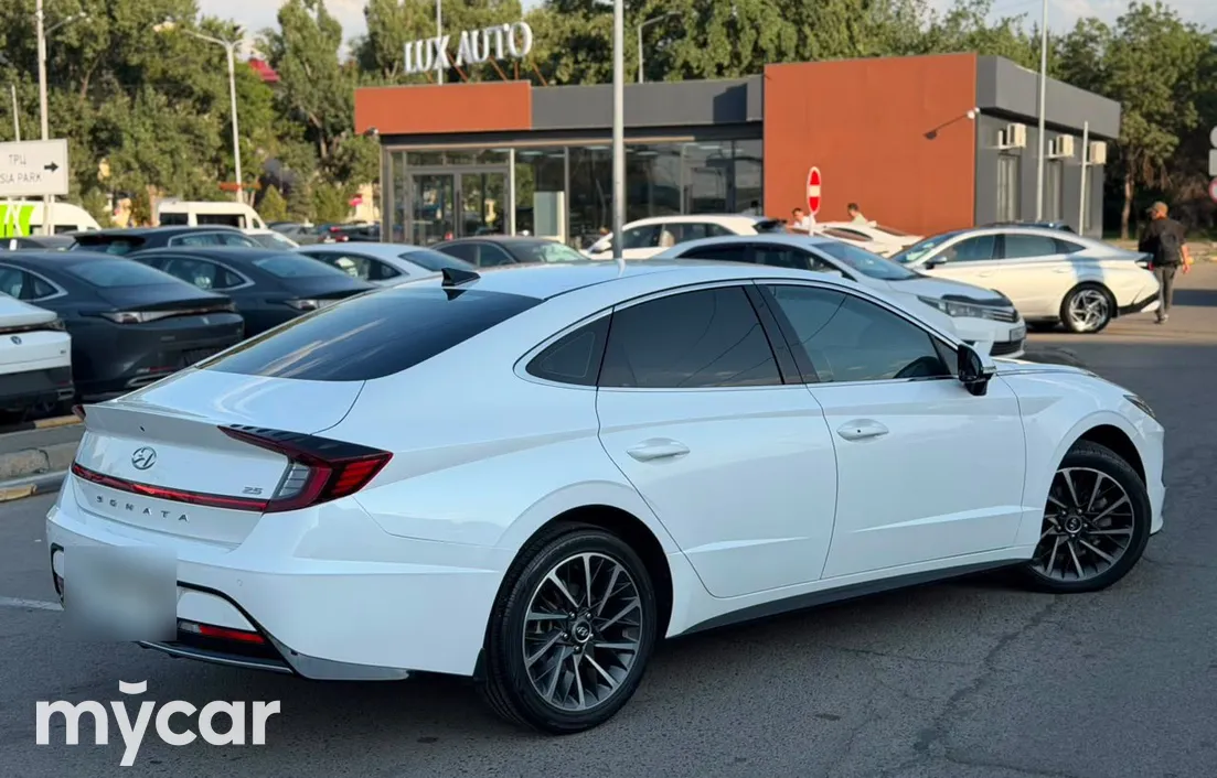 Hyundai Sonata 2020