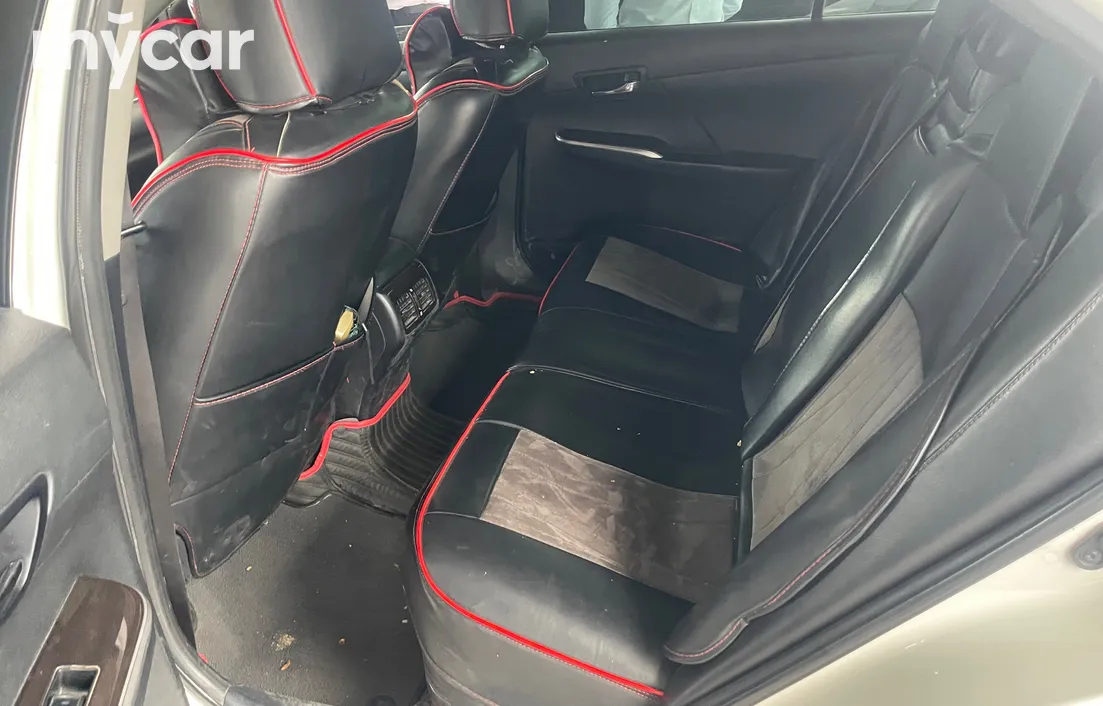Toyota Camry 2013