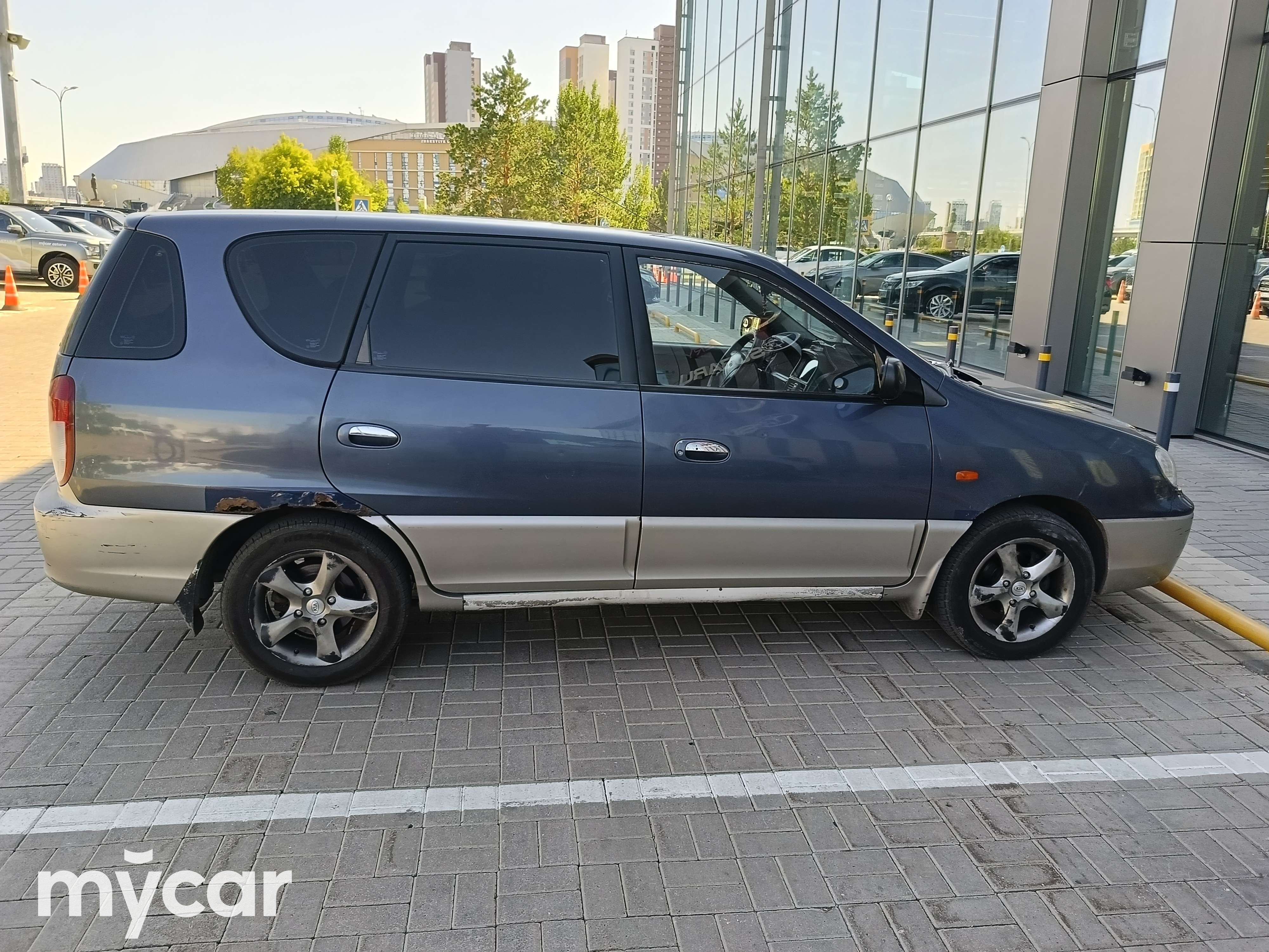 Kia Carens 2002