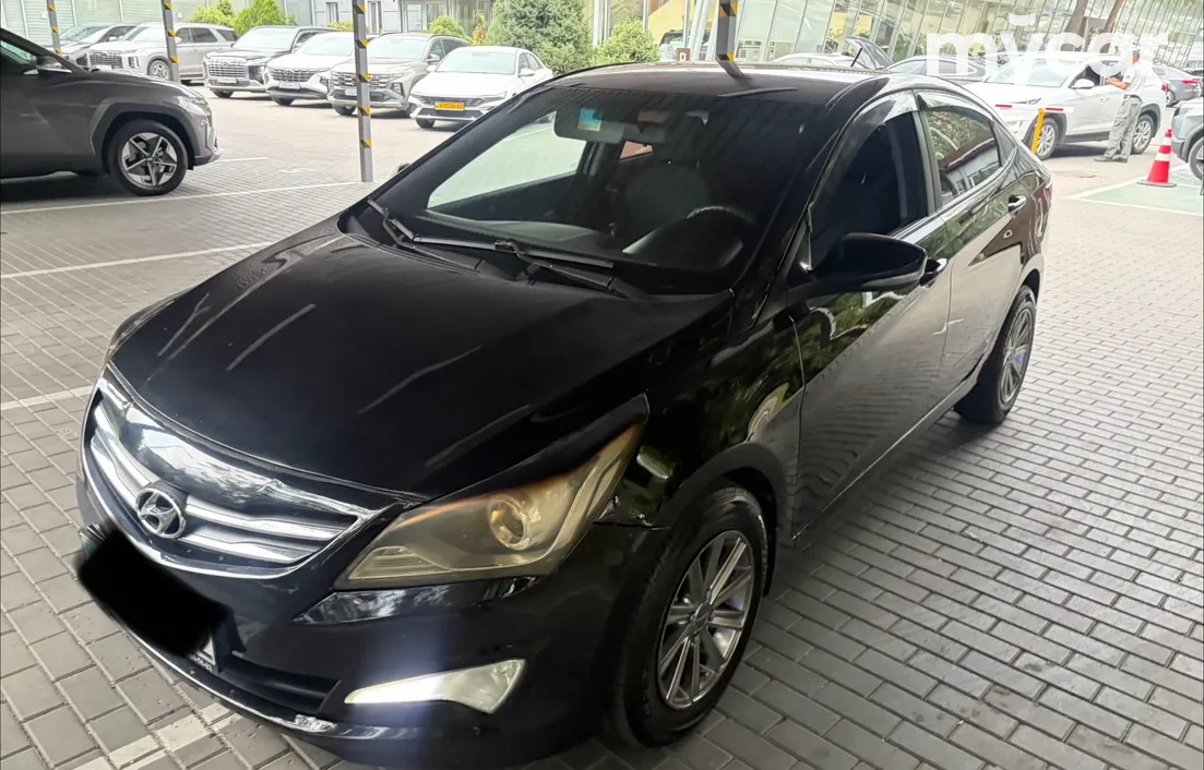 Hyundai Solaris 2015