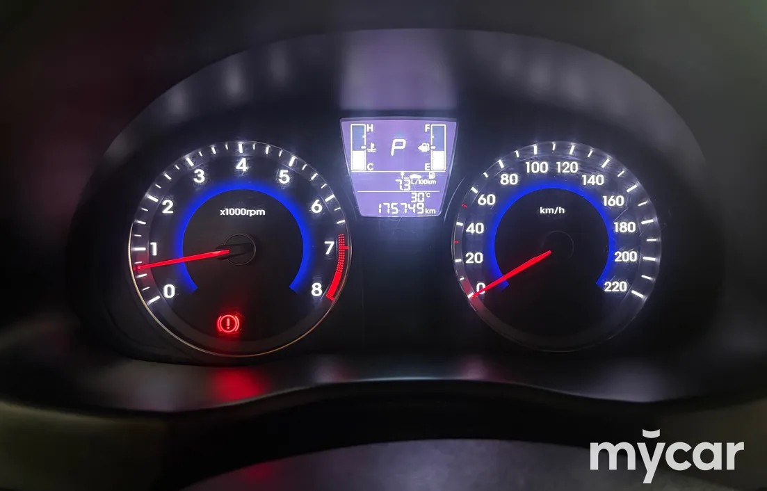 Hyundai Solaris 2015