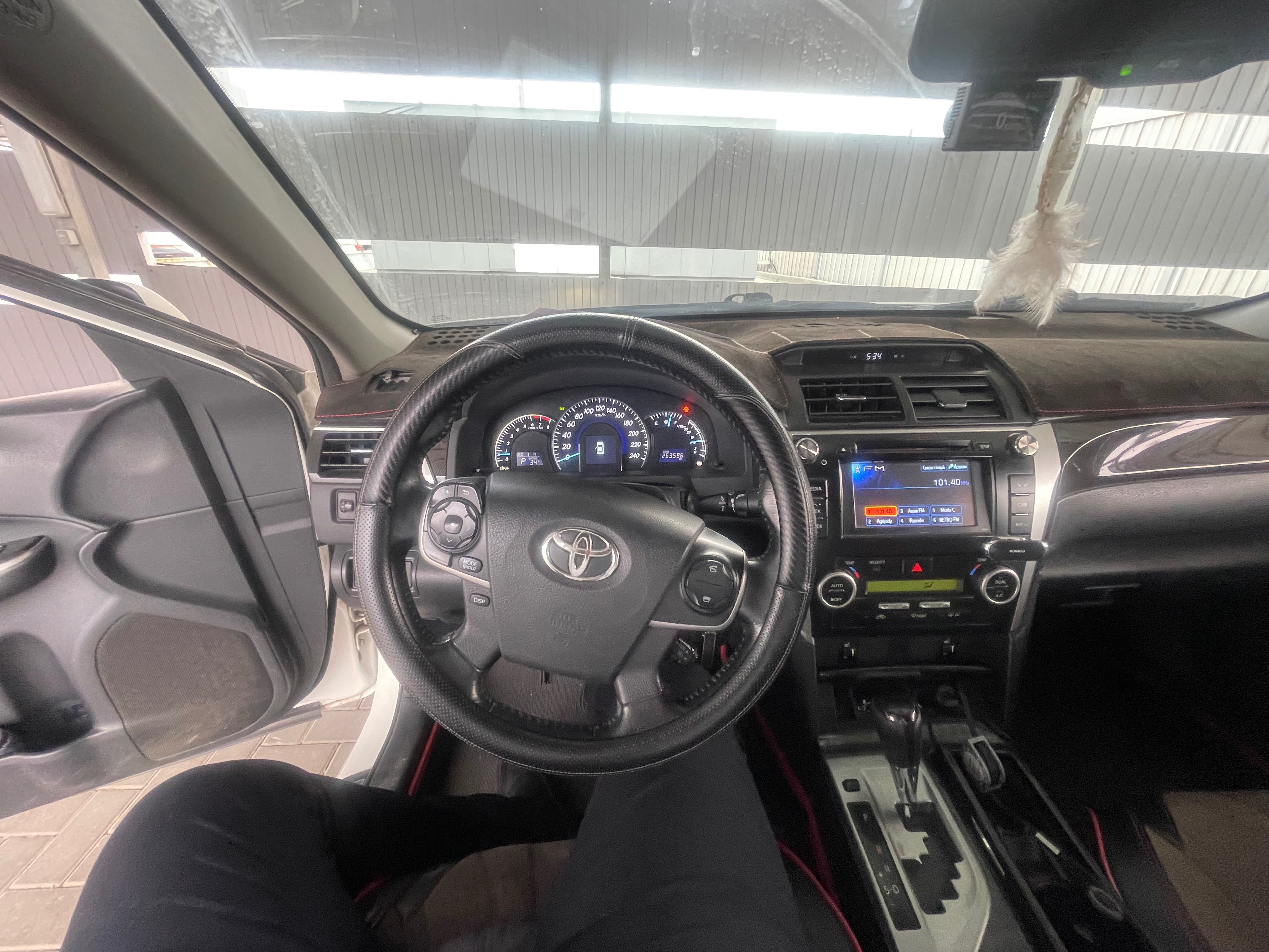 Toyota Camry 2013