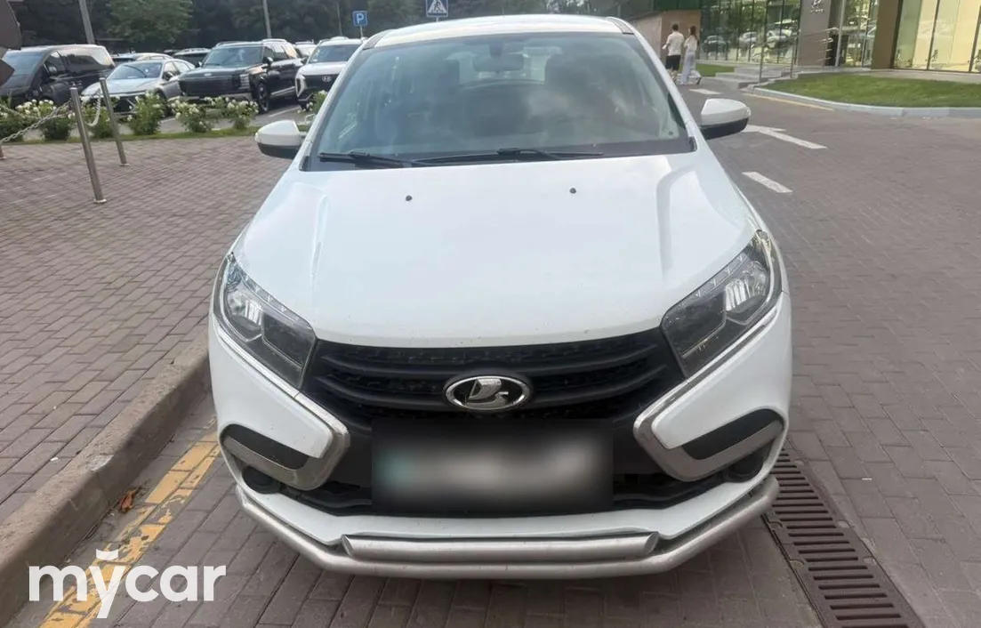 LADA XRAY 2018