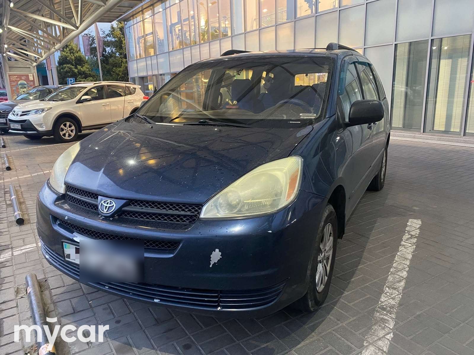 Toyota Sienna 2004