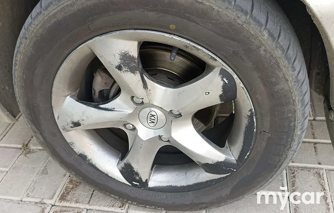 Kia Carens 2002