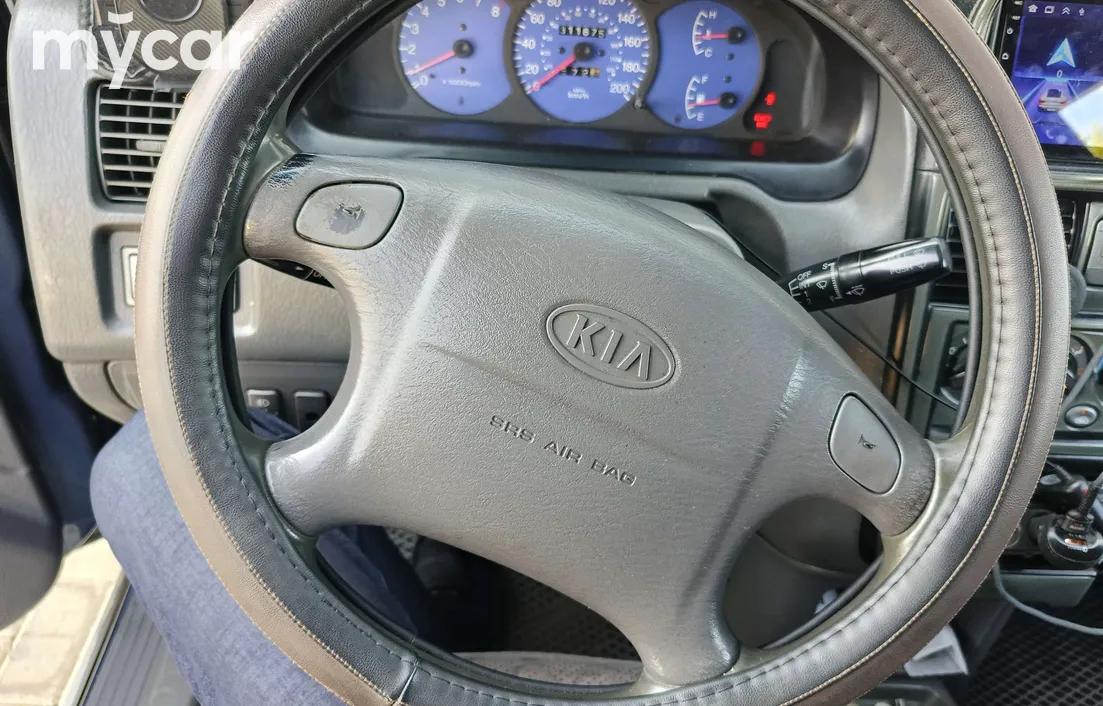 Kia Carens 2002