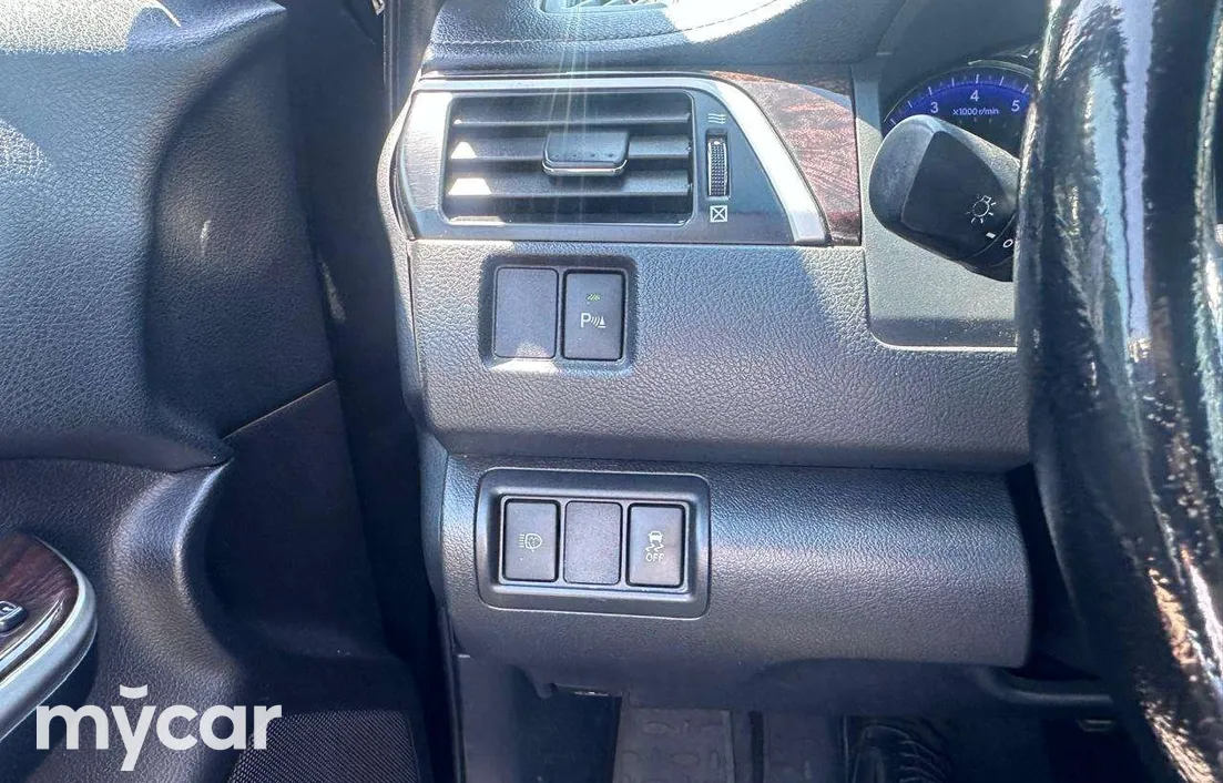Toyota Camry 2014