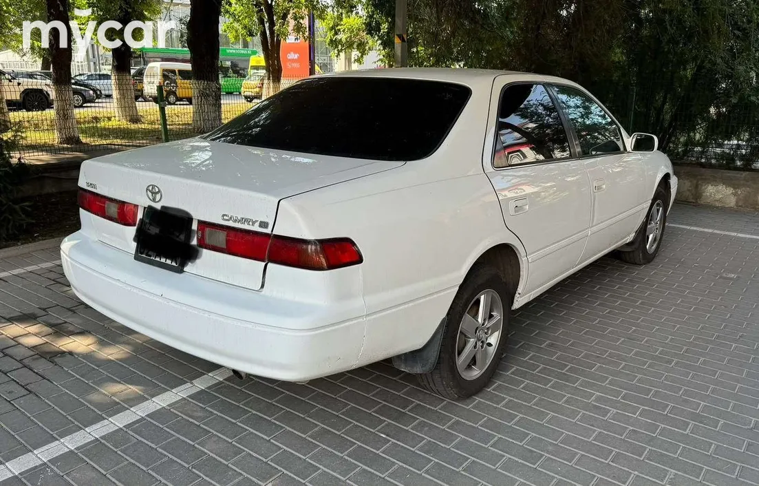 Toyota Camry 1998