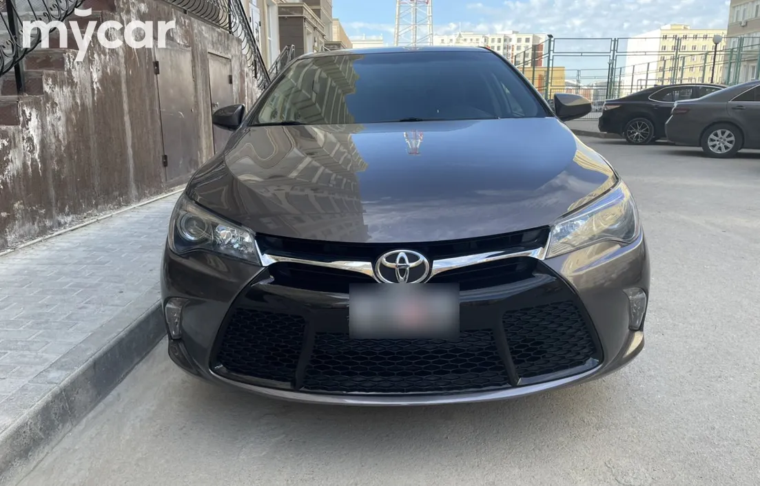 Toyota Camry 2017