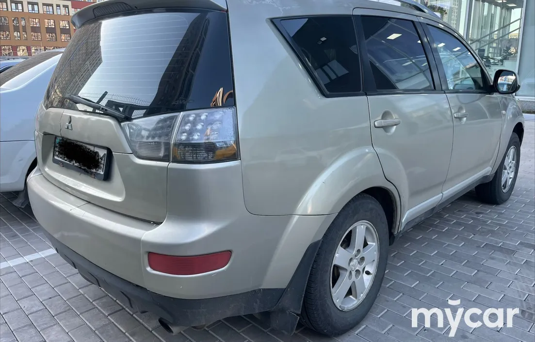 Mitsubishi Outlander 2008